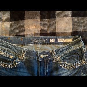 Miss Me Capri’s size 31